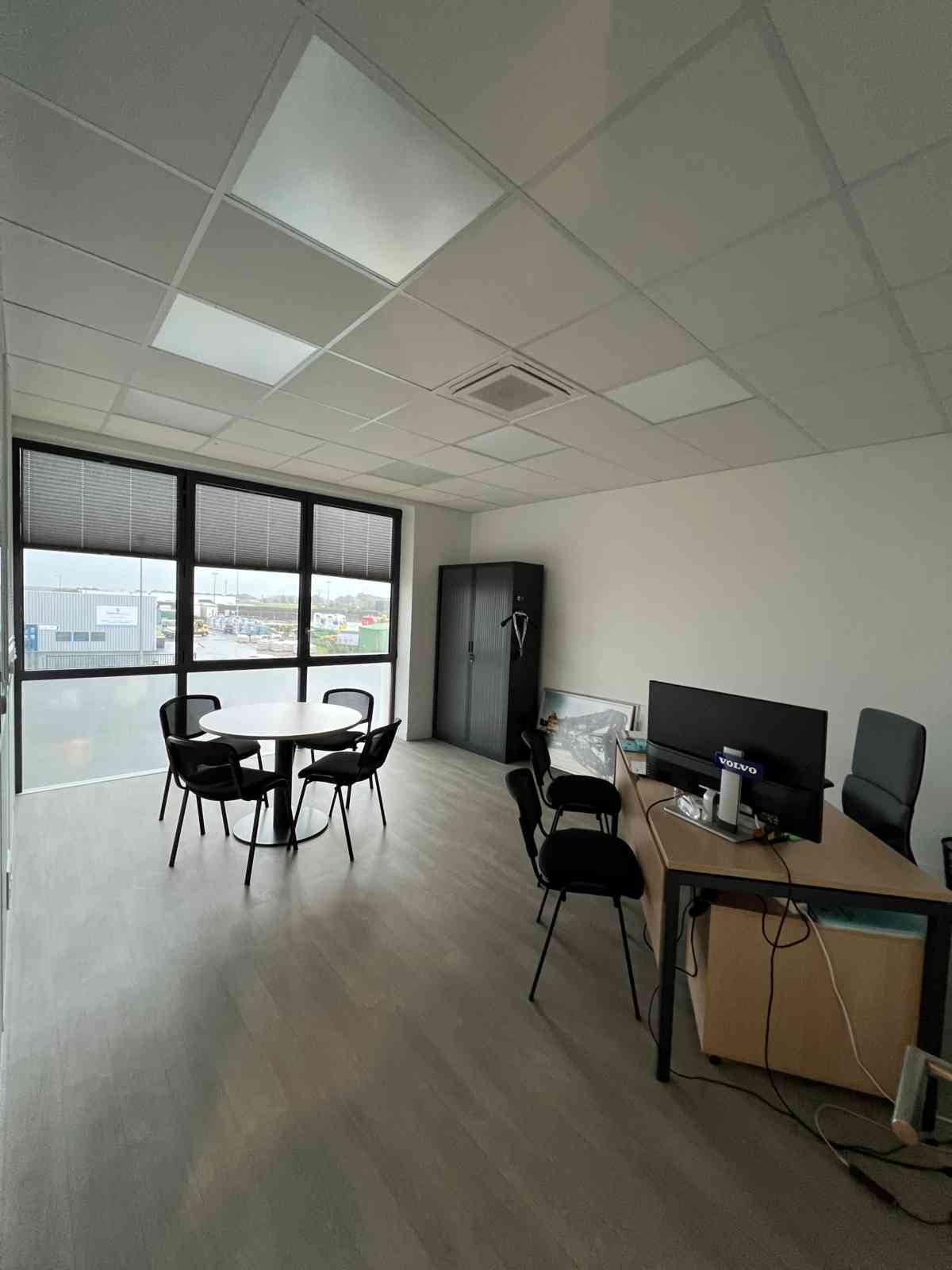 Construction d'un bâtiment commercial de 1 400 m² pour Kleber-Malecot à Nantes (44) - Réalisation I2C