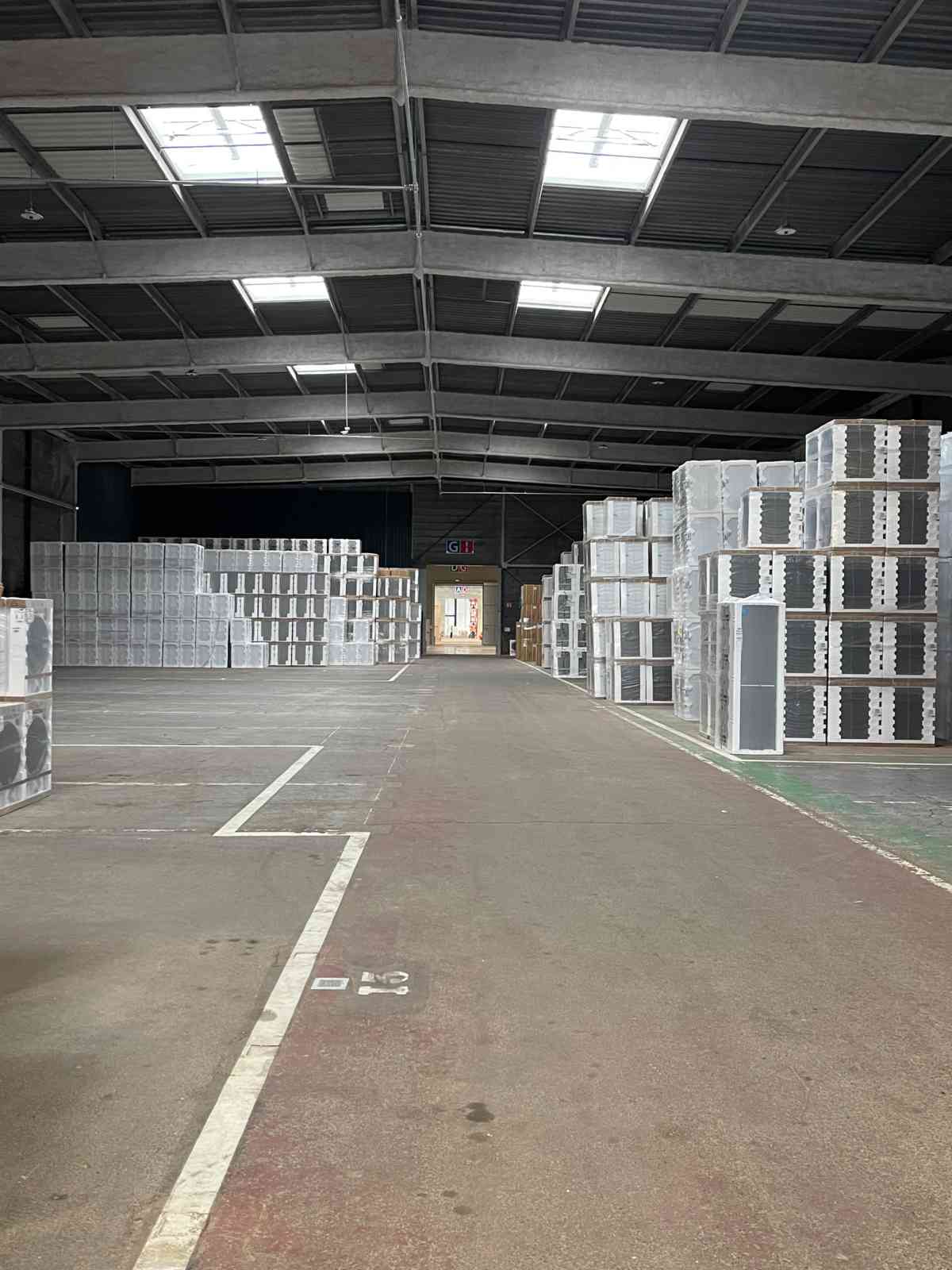 Réalisation d’un bâtiment logistique de 32 000 m² à Dreux (28) pour les Transports Vallée. - I2C Construction