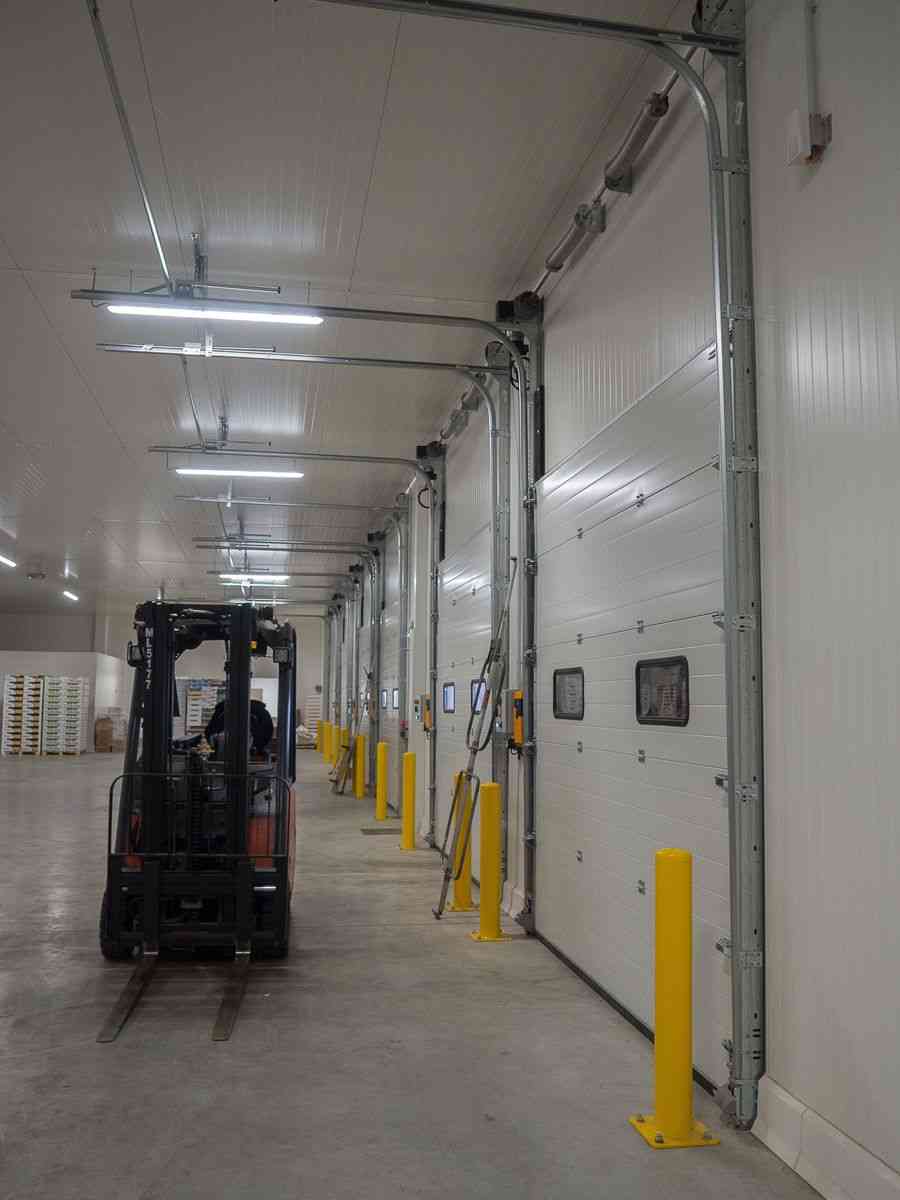 Pierre MONTARNAL Transports Négoce- Bâtiment logistique Séverac-le-Château (12)