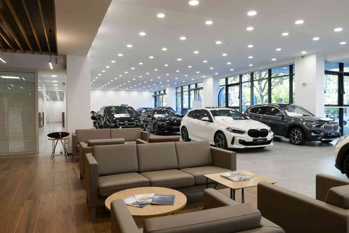 Aménagement espace commercial BMW MINI Nanterre - 92