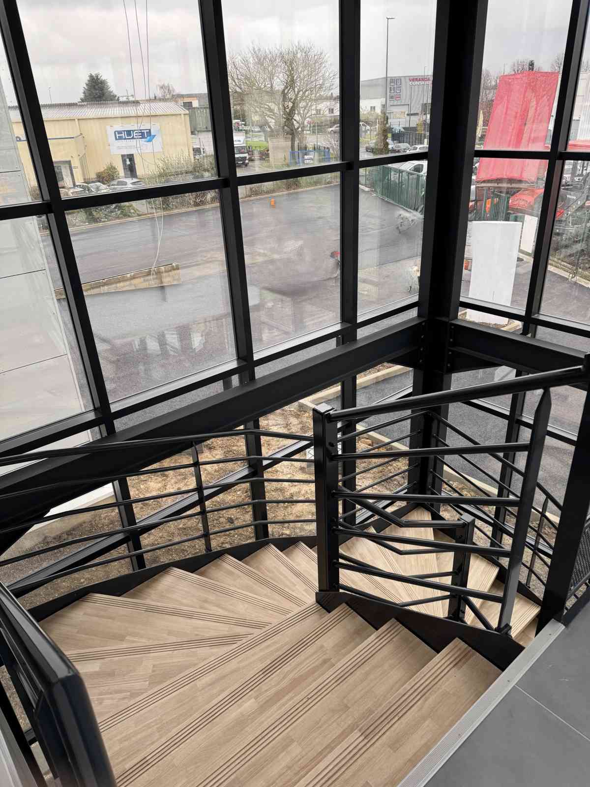 Réalisation d’un bâtiment de bureaux et entrepôt pour la Société Igiénair Sainte-Geneviève-des-Bois (91) - I2C Construction 