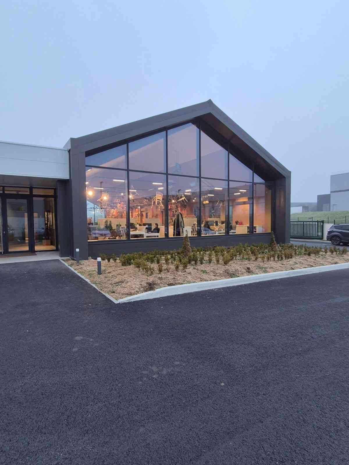 Réalisation d'un bâtiment industriel et de bureaux - Maison DRUCKER (60) - I2C Construction 