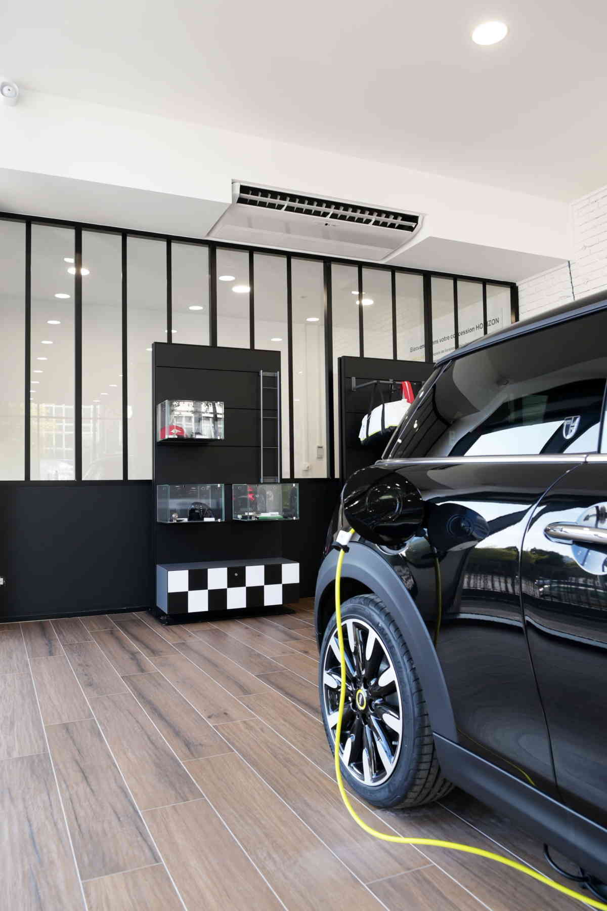 Aménagement showroom MINI Nanterre - 92