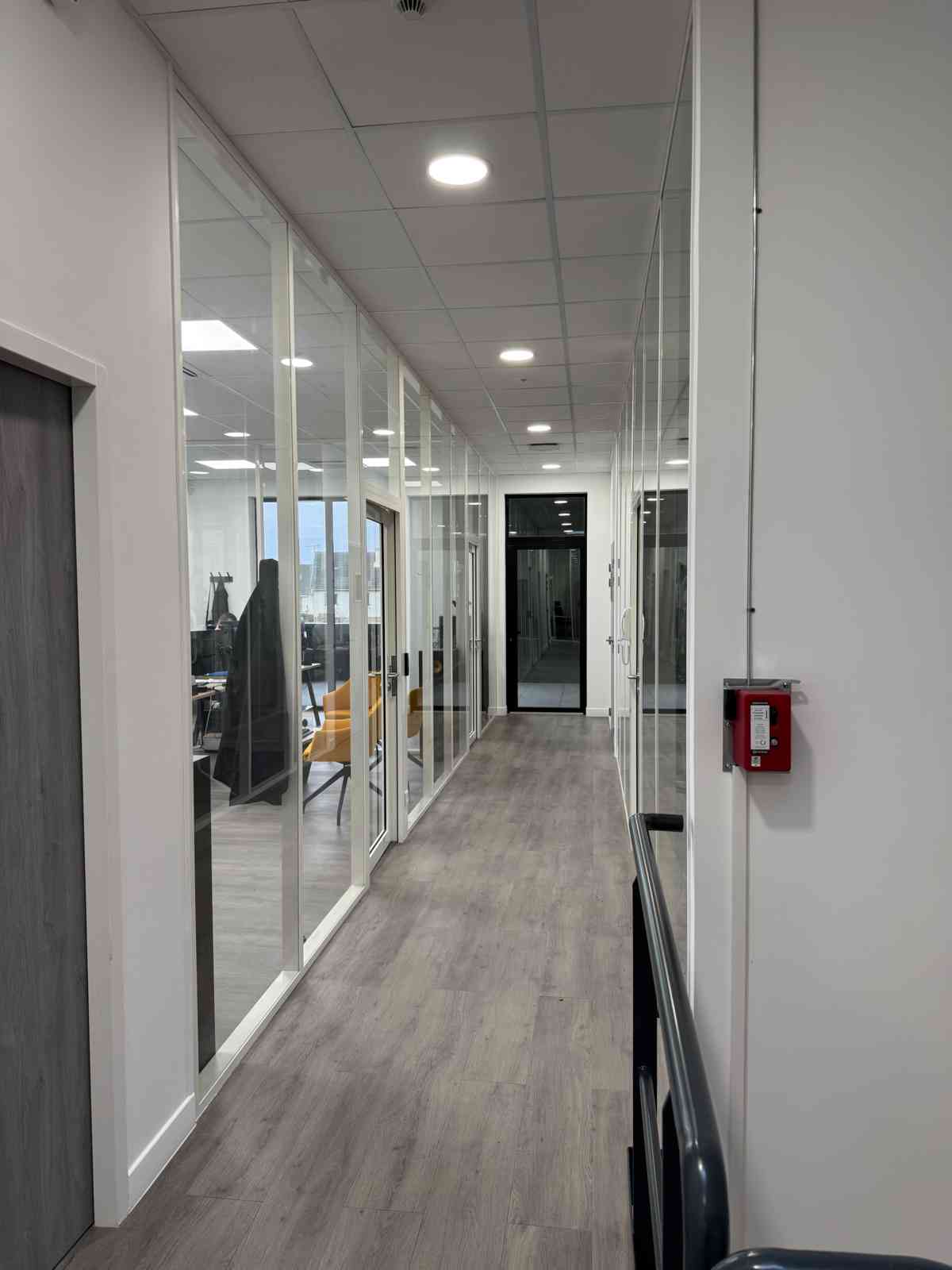 Réalisation d'un bâtiment industriel  pour la société 2B LIGHTING TECHNOLOGIES (91) - I2C Construction