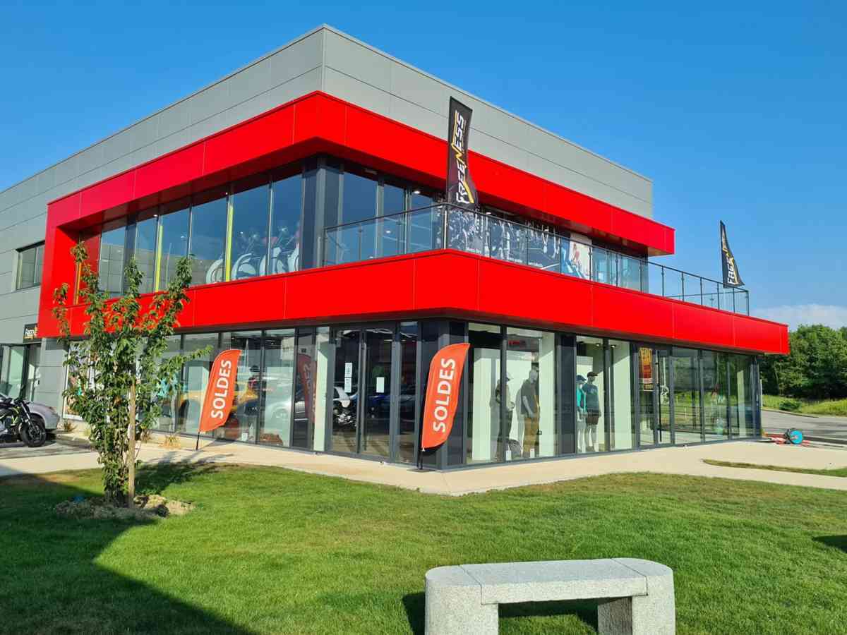 Construction espace commercial et tertiaire Annecy (74) - Auvergne Rhone-Alpes - I2C Construction