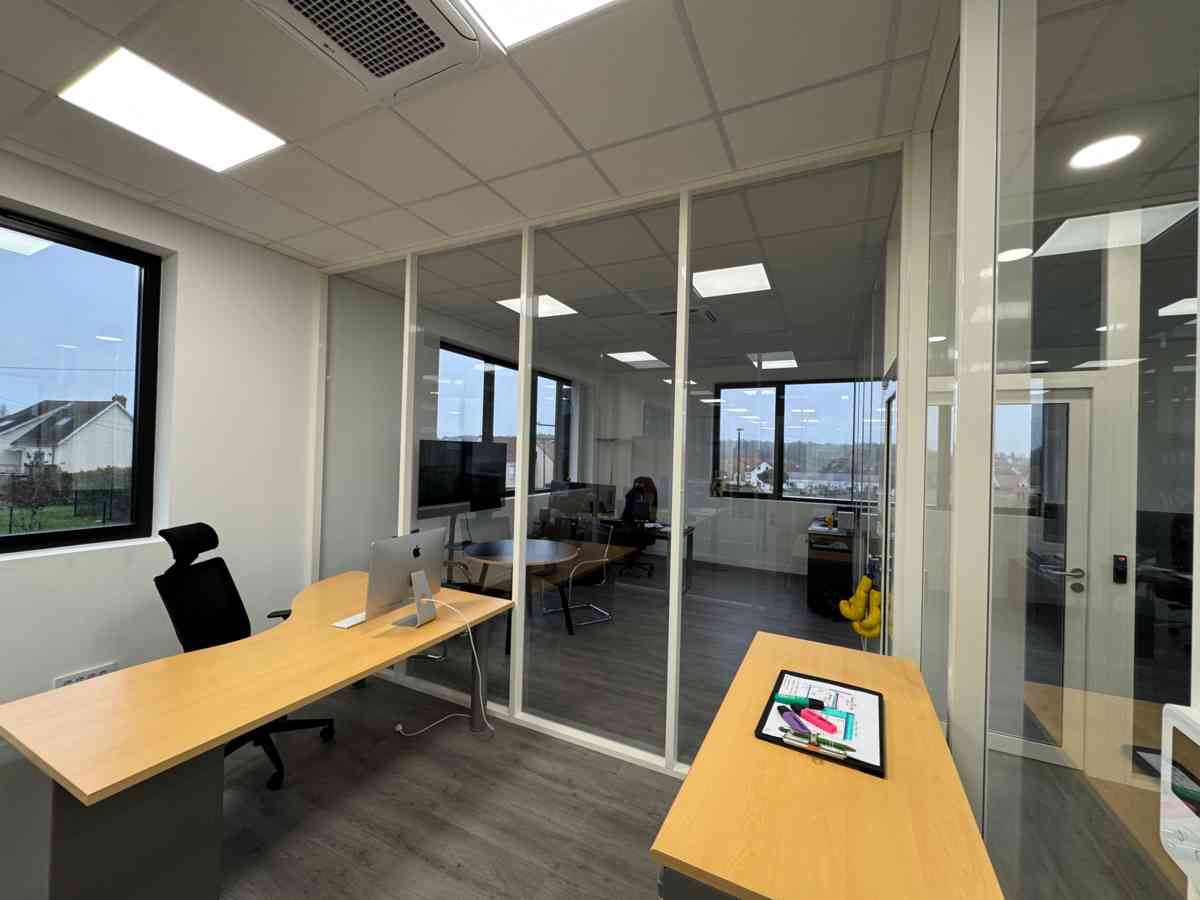 Réalisation d'un bâtiment industriel  pour la société 2B LIGHTING TECHNOLOGIES (91) - I2C Construction