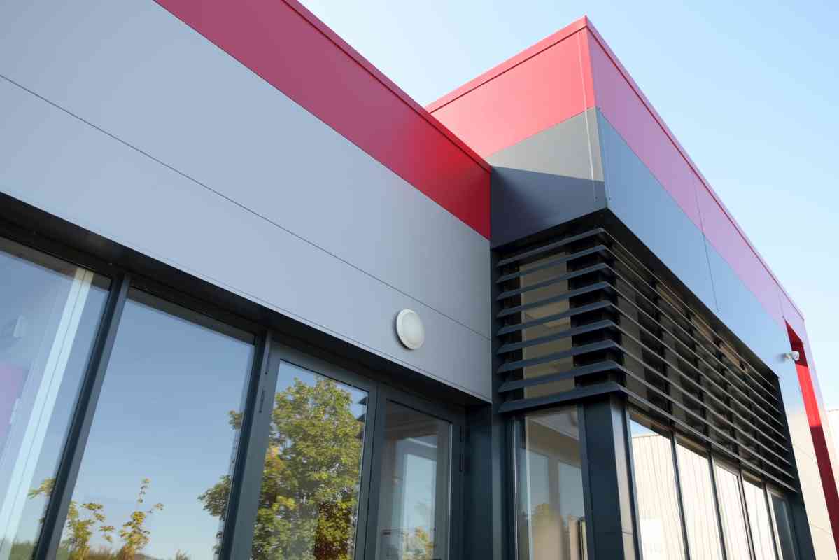 Conception d'un bâtiment industriel conforme à la norme RT 2012