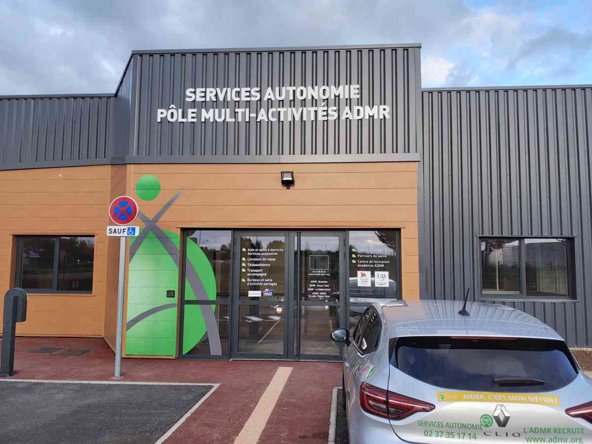 Construction d’un bâtiment de service pour le compte de l’ADMR 28 dans la commune de Dreux (28) - I2C Construction