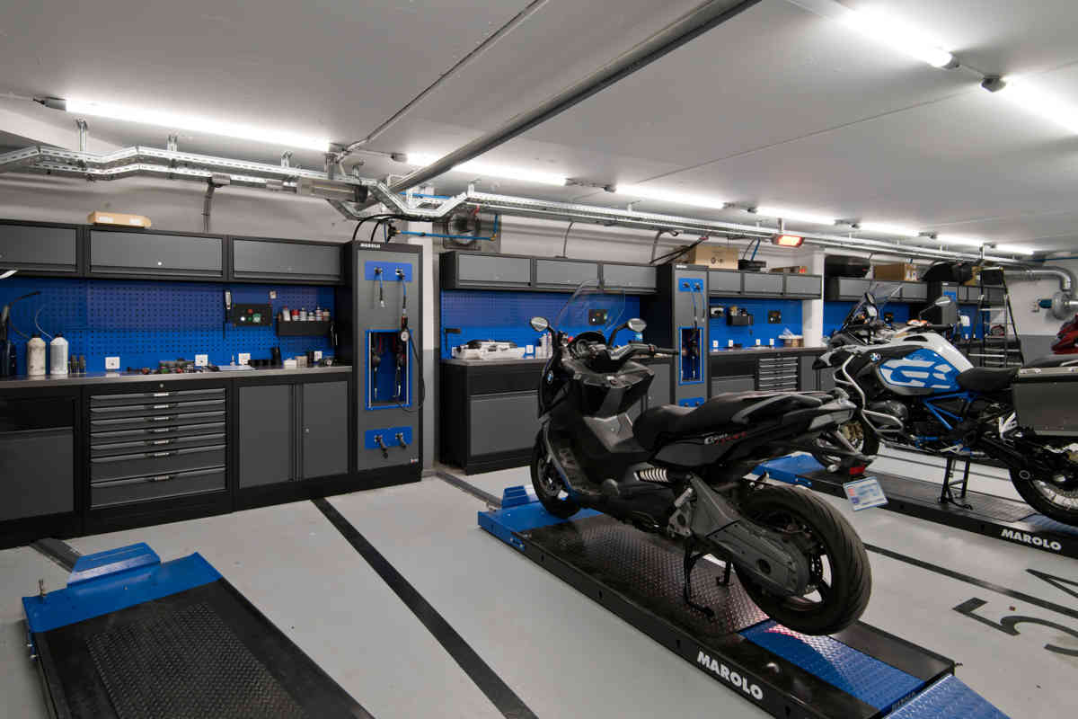 I2C livre réabilitation de la concession BMW Motorrad Nice  