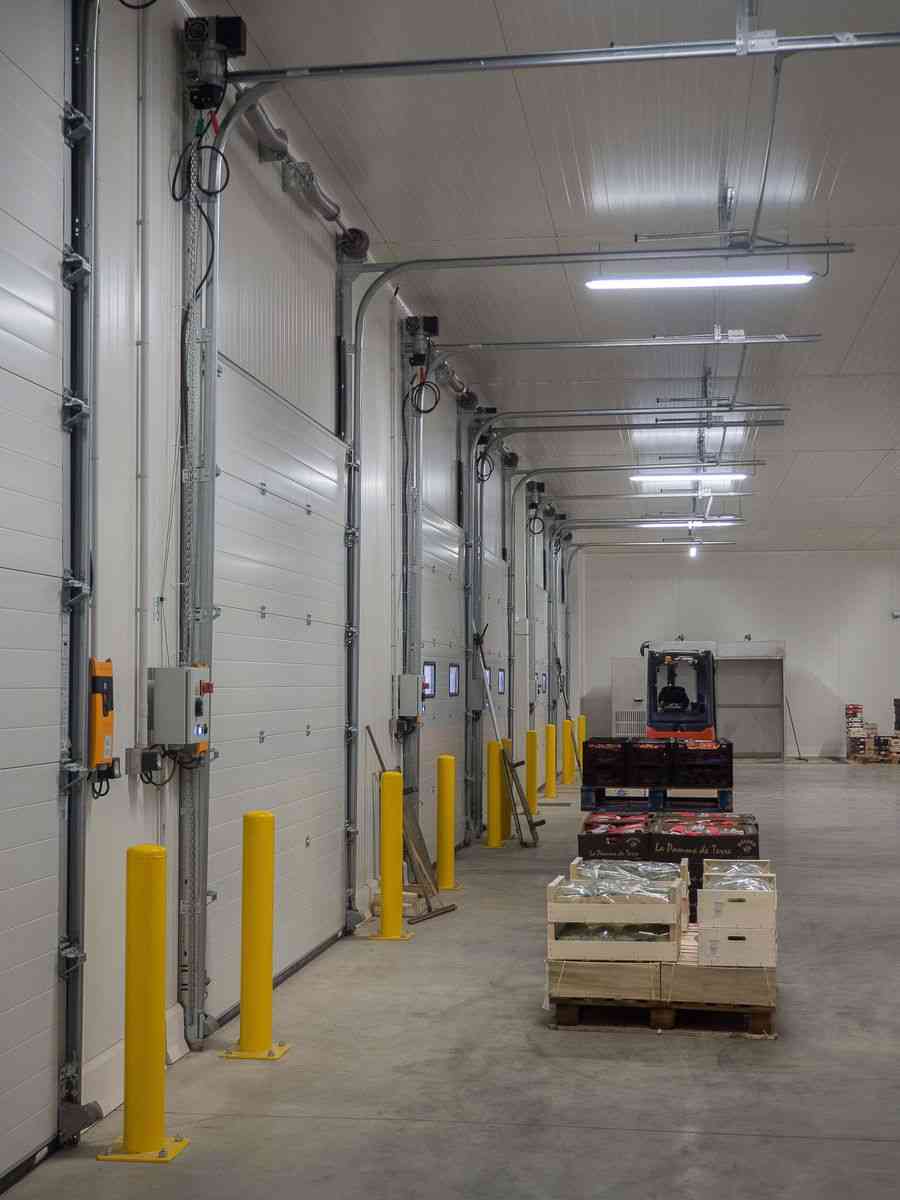 Pierre MONTARNAL Transports Négoce- Bâtiment logistique Séverac-le-Château (12)