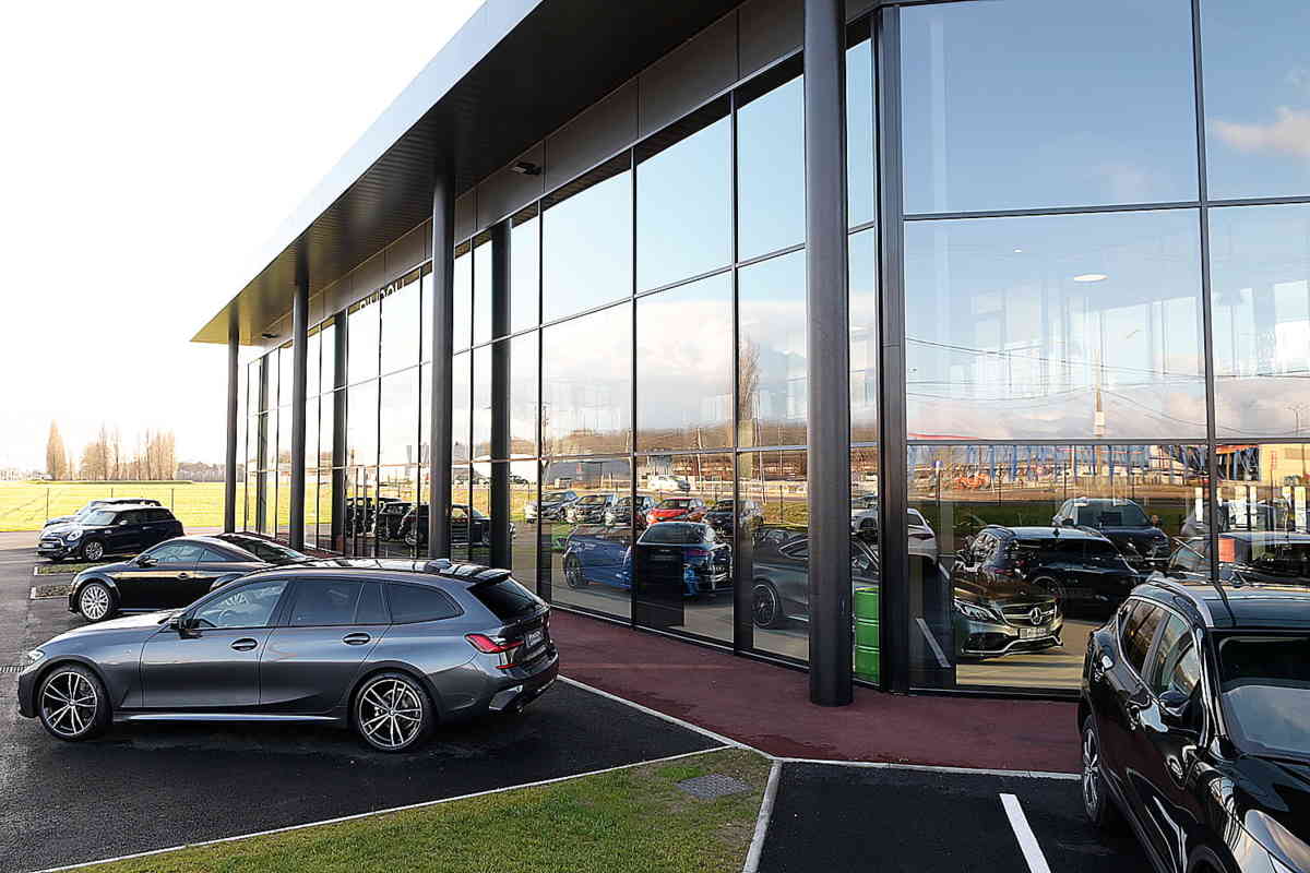 construction espace de vente automobiles Orléans (45) - I2C