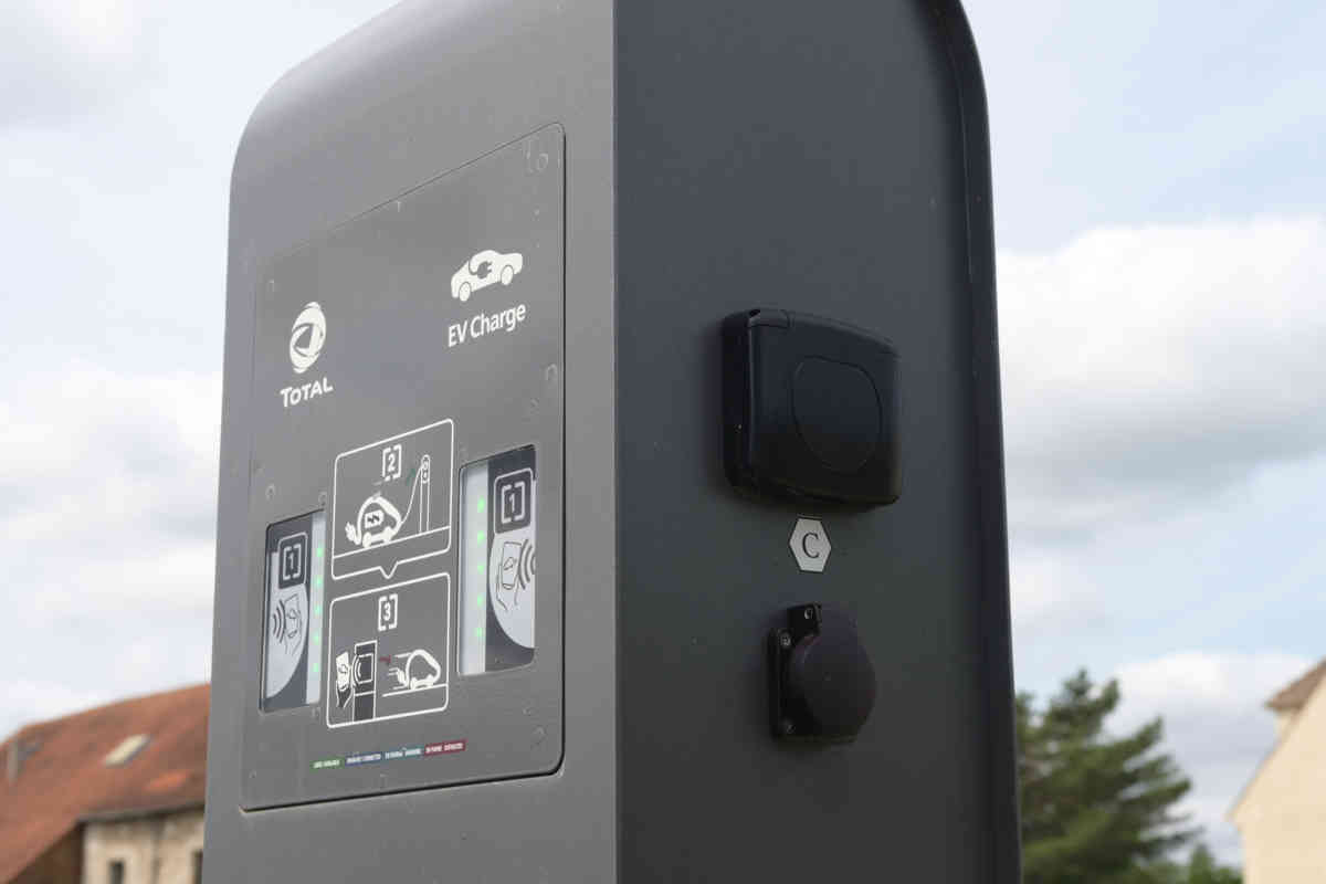 Construction Bâtiment industriel GK TECHNIQUES Forges-les-Bains (91) - I2C Construction